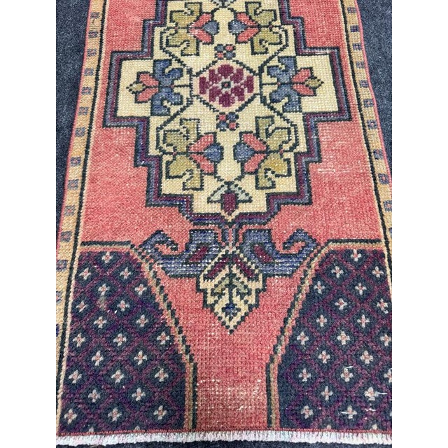 Contemporary Turkish Yastik Rug 1'6" x 2'11" For Sale - Image 3 of 5