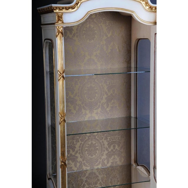 20th Century French Louis XVI Style Showcase For Sale - Image 10 of 18