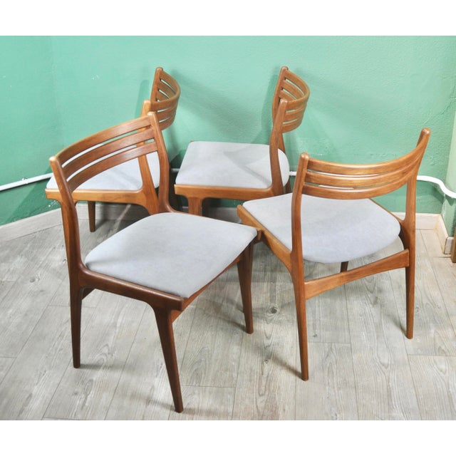 Danish Model U20 Chairs by Johannes Andersen for Uldum, 1960s, Set of 4 For Sale - Image 9 of 12
