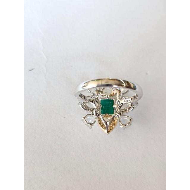 2020s Set in 18k Gold, 1.52 Carats Zambian Emerald & Rose Cut Diamonds Engagement Ring, Us Size 6 For Sale - Image 5 of 13