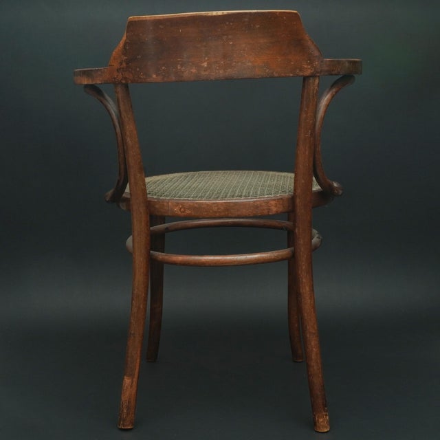 Model No. 233 Chair in Viennese Nylon Weave by Michael Thonet for Thonet, 1890s For Sale - Image 5 of 11