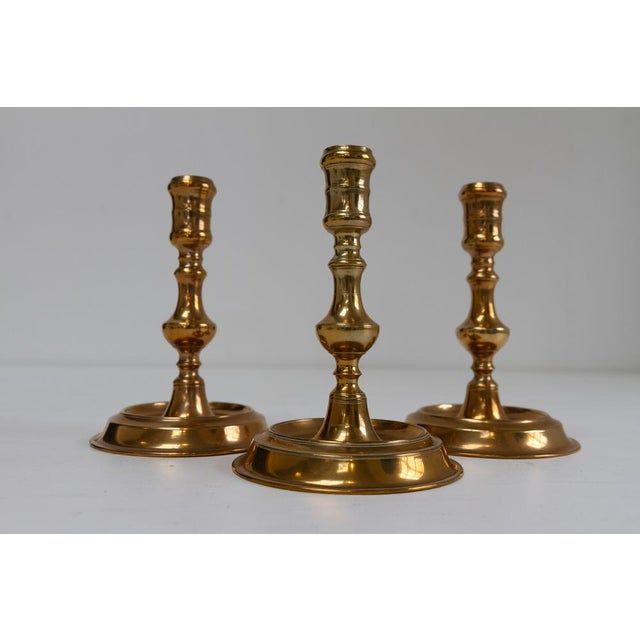 Antique Danish Brass Candlesticks from Næstved, 1780s, Set of 3 For Sale - Image 6 of 14