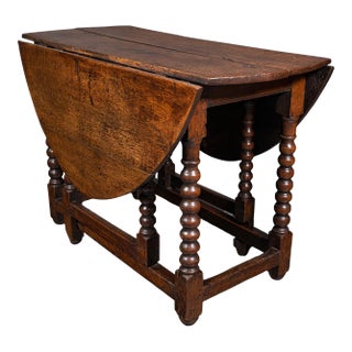 1700s Antique William III Oak Gate Leg Table For Sale