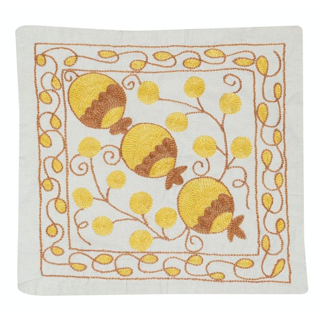 New Hand-Embroidered 100% Cotton Cushion Cover – Authentic Uzbek Textile Art Bring a touch of Central Asian heritage to...