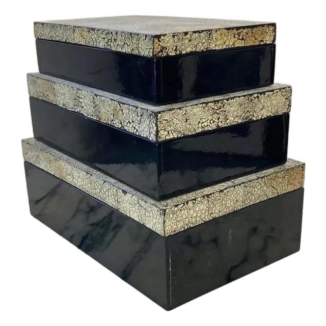 Set of 3 Crackle Finish Lacquer Nesting Boxes For Sale