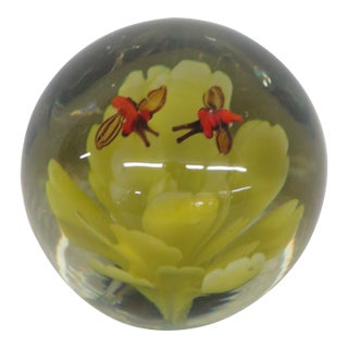 Silvestri Handcrafted Art Glass Paperweight Orange Bugs on a Yellow Flower 4516b For Sale