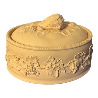 Wedgwood Caneware Vegetable Tureen or Serving Dish and Cover For Sale