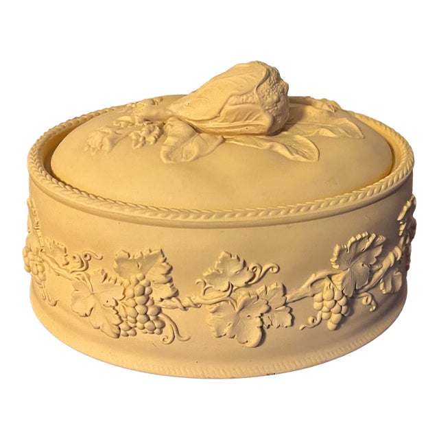 Wedgwood Caneware Vegetable Tureen or Serving Dish and Cover For Sale