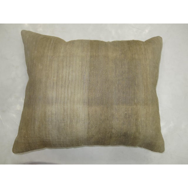 Minimalist Turkish Kilim Pillow For Sale - Image 4 of 5