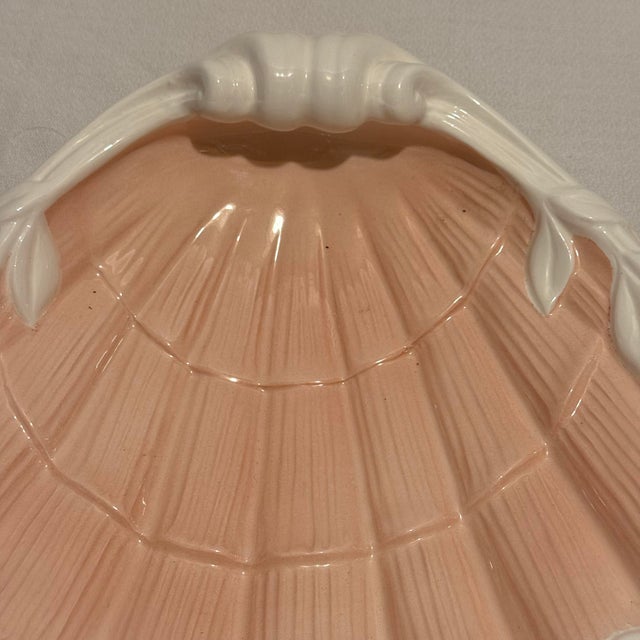 1980’s Regency Fitz & Floyd Pink Ceramic Shell Vide-Poche Catchall For Sale - Image 11 of 12