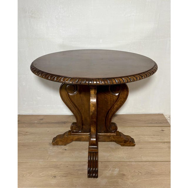 1920s Neoclassical Revival Round Walnut Side Table, 1920s For Sale - Image 5 of 15