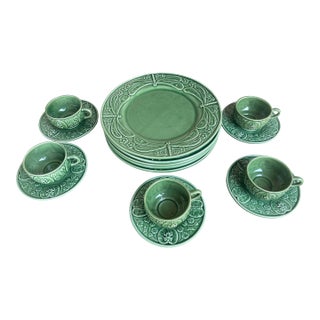 1990s Portugal Bordallo Pinheiro Majolica Sage Green DragonFly Dinnerware - Service for 5 For Sale