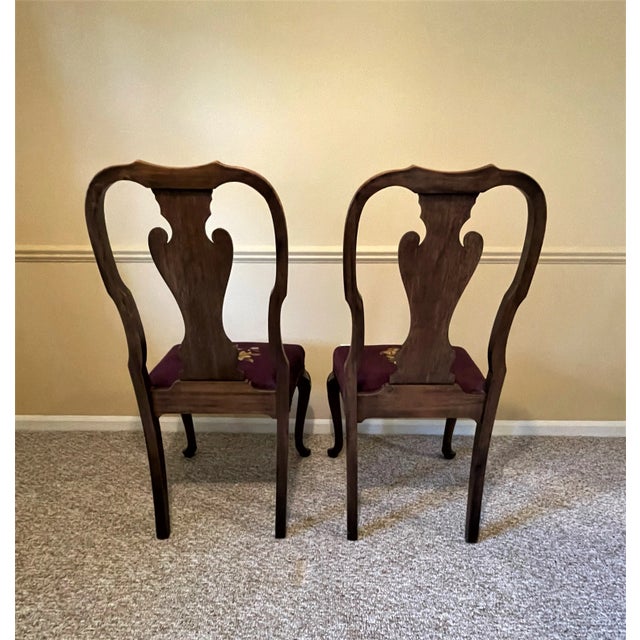1930s Vintage Queen Ann Style Solid Walnut Dining Chairs With Imperial Purple Needlepoint Seats - Set of 5 For Sale In Austin - Image 6 of 13