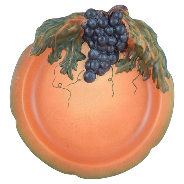 1920s Ceramic Dish with Grape Motif by Ipsens Enke, 1920s For Sale - Image 5 of 5