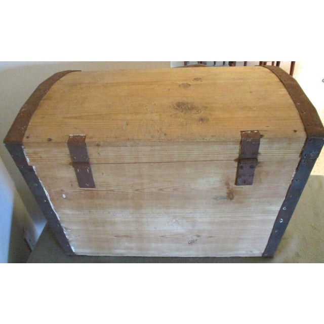 Wood 1930s Vintage Swedish Birchwood Curved Top Metal Trimmed Blanket Chest For Sale - Image 7 of 13