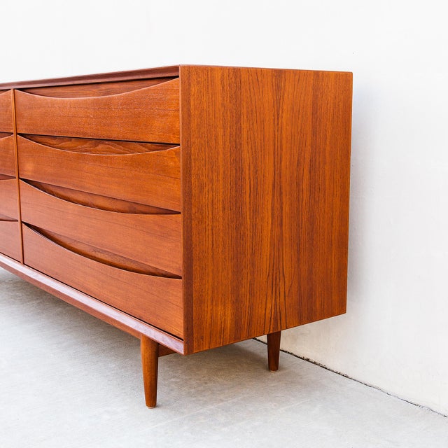 Arne Vodder for Sibast 1960s Danish Modern Dresser, Triennale Collection For Sale - Image 10 of 15