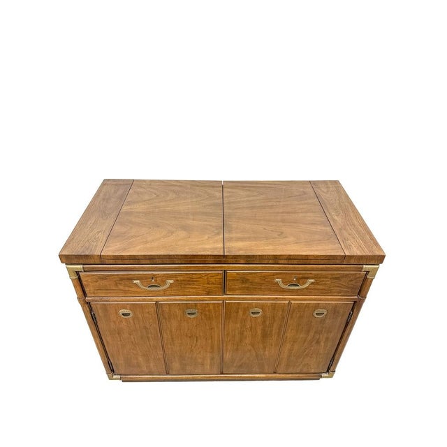 Mid-Century Modern Campaign Style Buffet with Brass Inlaid Handles from Drexel Heritage, 1970s For Sale - Image 4 of 15