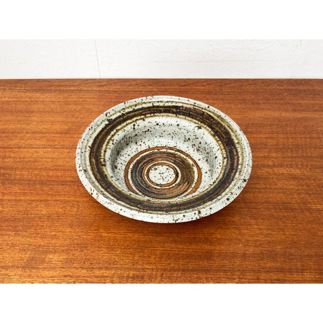 Mid-Century Danish Studio Pottery Bowl attributed to Erik Askholm, 1960s For Sale - Image 15 of 17