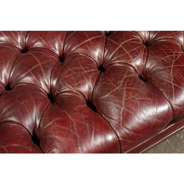 Burgundy Vintage Tufted Leather Chesterfield Sofa in Burgundy For Sale - Image 8 of 11