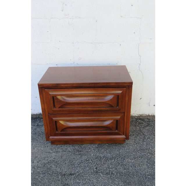 Mid Century Modern Nightstands End Side Bedside Tables a Pair 6292 For Sale - Image 9 of 14