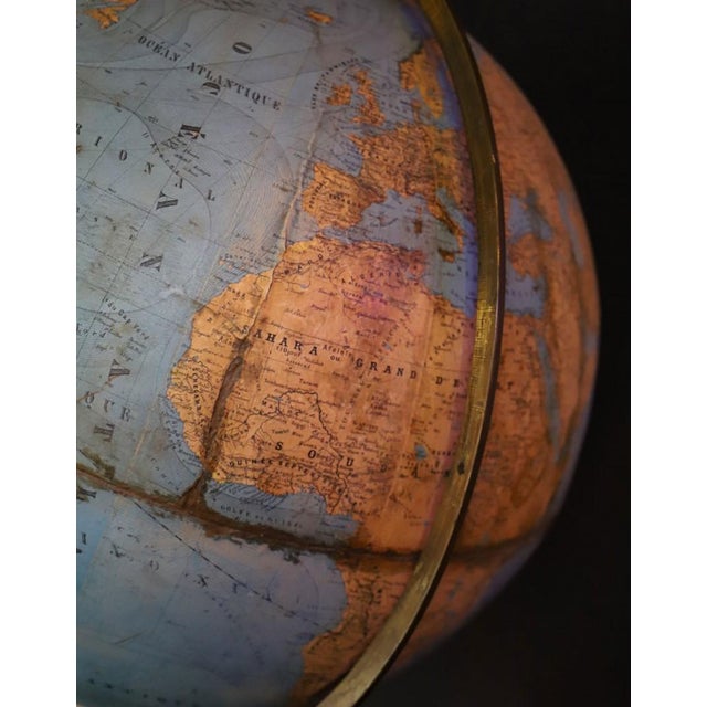 Globe from M. Vivien, in Very Good conditions. Designed before 1890 This piece has an attribution mark, I am sure that it...