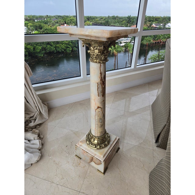 Late 20th Century Ornate French Style Onyx and Bronze Louis 16th Pedestal For Sale - Image 5 of 12
