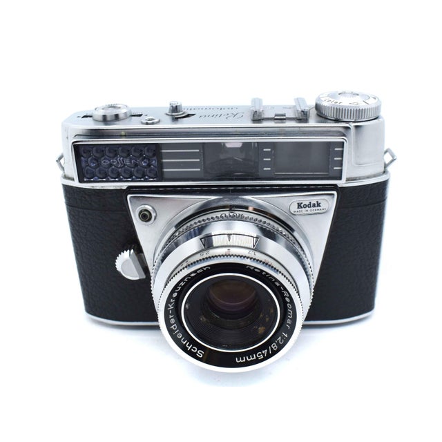 Eastman Kodak Mid 20th Century German Kodak Retina Automatic I 35mm Film Camera With Schneider-Kreuznach Lens For Sale - Image 4 of 9