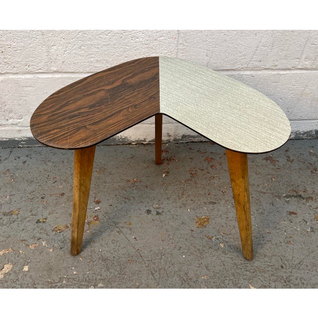Mid-Century Plywood and Formica Boomerang End Table For Sale - Image 4 of 8