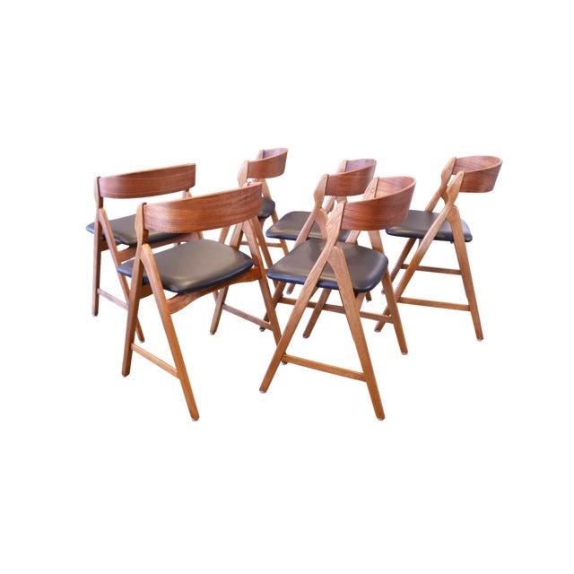 Model 71 Chair in Teak, Oak and Leather by Henning Kjærnulf, 1960s, Set of 6 For Sale - Image 9 of 11