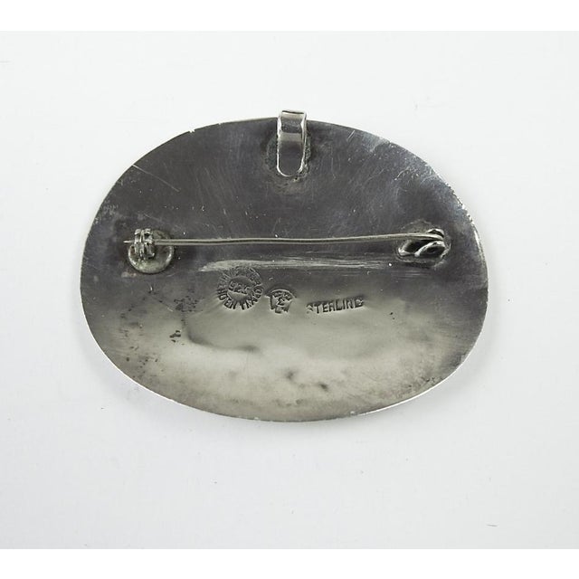Mid-Century Modern Mid 20th Century Sterling Mixed Metal Inlay Taxco Brooch Pendant For Sale - Image 3 of 3