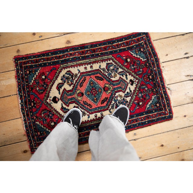 :: Diamond shaped center medallion atop a hexagonal concentric medallion with arrowed finials. Covered field of floral...