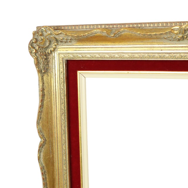 Vintage Baroque Style Gilt Frame in Red Velvet For Sale - Image 6 of 18