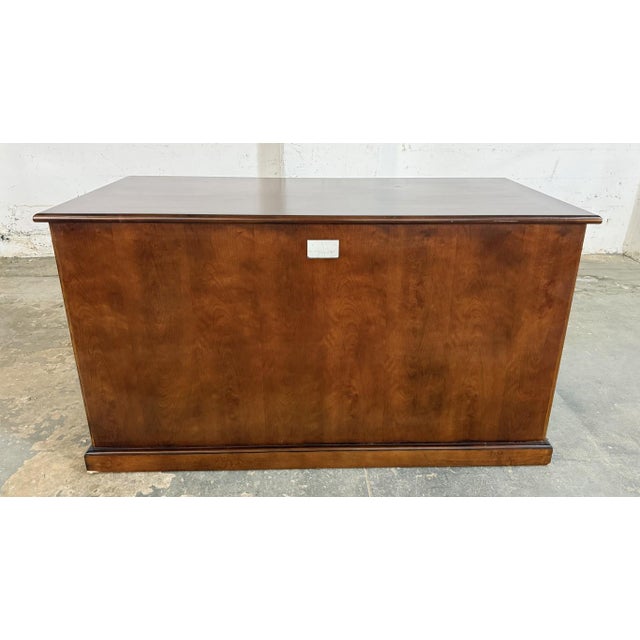 Riverside Furniture Traditional Executive Desk For Sale - Image 14 of 18
