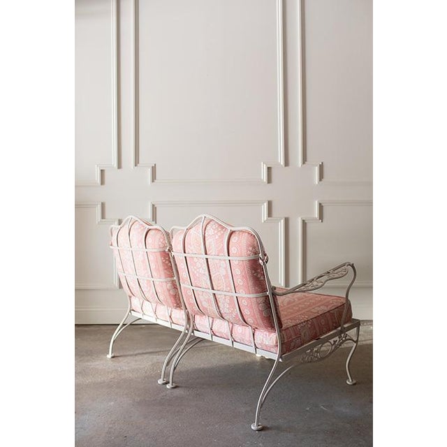 Vintage 1950s Wrought Iron Patio Loveseat in the Style of Meadowcraft For Sale - Image 4 of 16