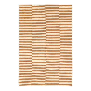 Galerie Shabab Collection Mid-20th Century Turkish Flatweave Kilim Accent Rug For Sale