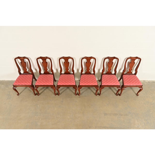 Late 20th Century Henkel Harris Queen Anne Solid Cherry Wood Dining Chairs, Set of Six For Sale - Image 5 of 13