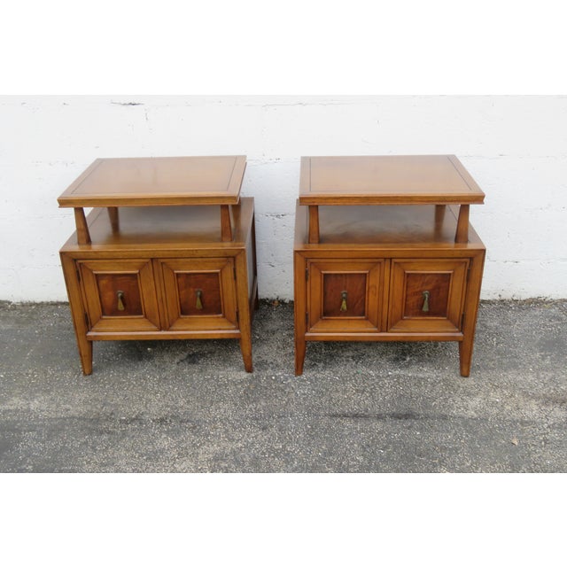 Fancher Furniture Mid 20th Century Nightstands Side End Bedside Tables a Pair, Attributed For Sale - Image 13 of 17