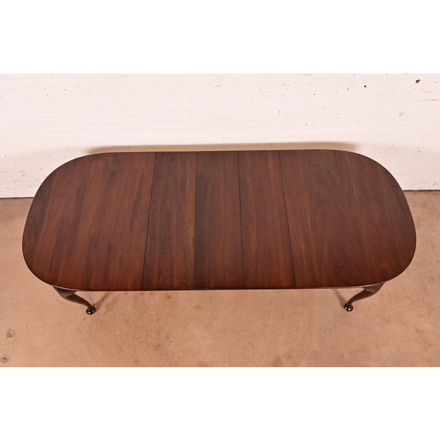 Henkel Harris Queen Anne Solid Mahogany Extension Dining Table, Newly Refinished For Sale In South Bend - Image 6 of 15