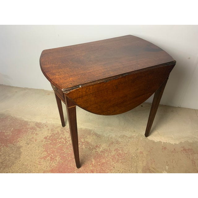 Late 18th Century George 111 Fiddleback Walnut Pembroke Table For Sale - Image 10 of 17