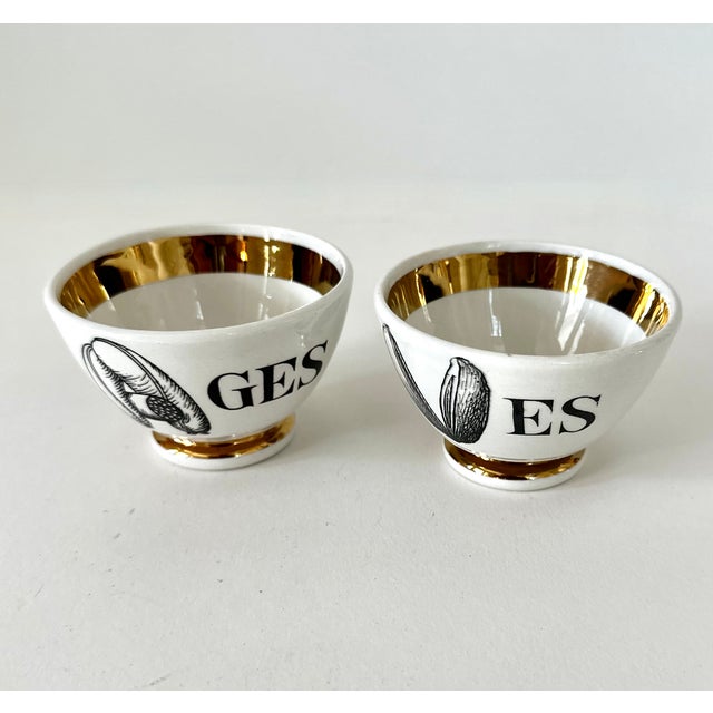 1960s 1960s Pair of Gilt Porcelain Appetizer Bowls For Sale - Image 5 of 10