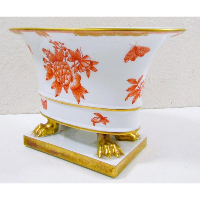 1940s 1940s Herend Porcelain Claw Footed Hand Painted Chinese Bouquet Rust Apponyi Orange Vase For Sale - Image 5 of 16