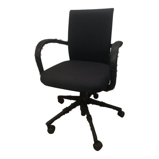Vitra Ac1 Black Swivel Armchair For Sale