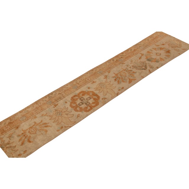 A 2x9 runner sampler inspired by Sultanabad Persian rugs—from Rug & Kilim’s Modern Classics Collection. Hand-knotted in...