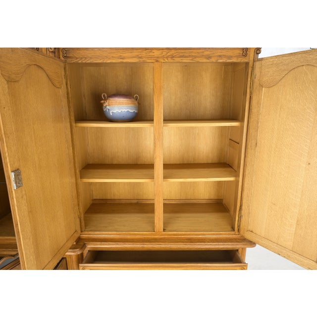 Traditional Carved Oak Oversize 5 Doors Long Credenza Cabinet Sideboard w/ Shelves Drawer For Sale - Image 3 of 17