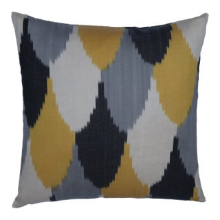 Contemporary Handmade Luxury Silk Throw Pillow With Down Feather Insert For Sale