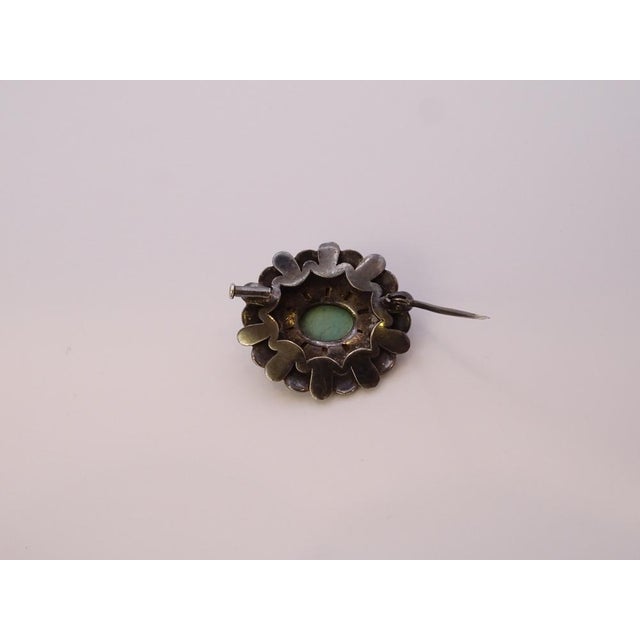 Art Nouveau Cabochon Flower Brooch in Antiqued Metal, Enamel and Turquoise, France, 1920s For Sale - Image 10 of 18
