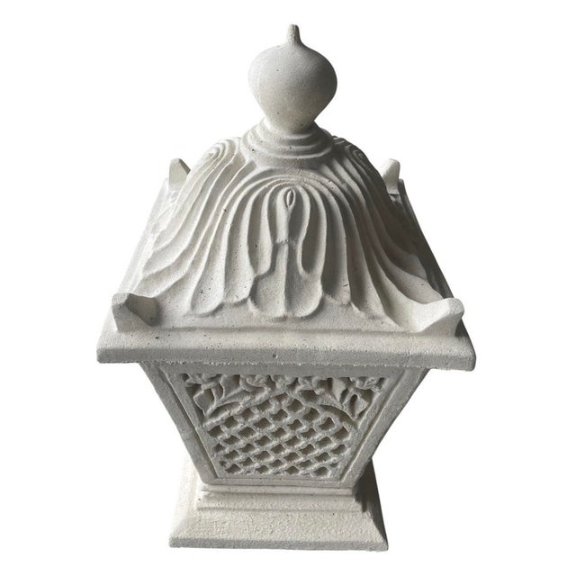 Vintage Palm Beach Regency Pier-Top Cast Stone Garden Lantern For Sale In West Palm - Image 6 of 12