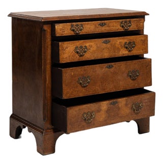 19th Century France Georgian Brown Wood Chests of Drawers For Sale