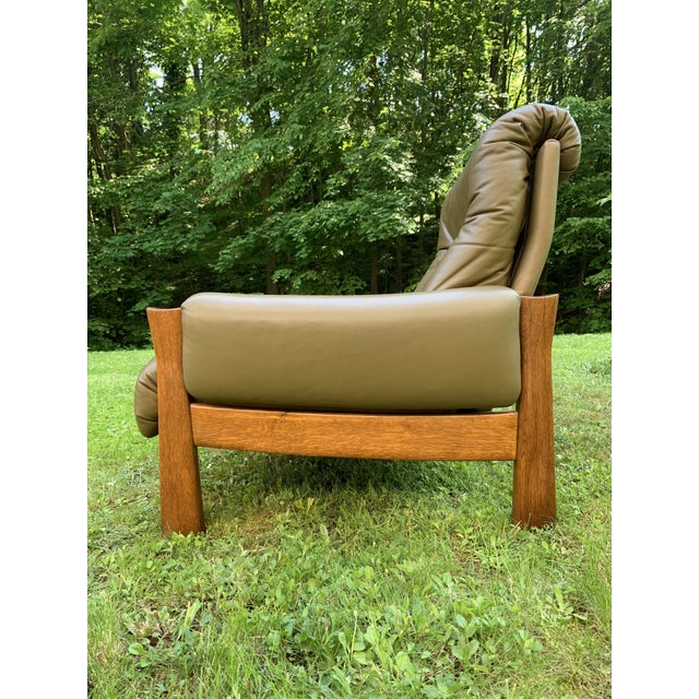 Brown Set of Brutalist Armchair and Ottoman in the style of Pierre Chapo, 1960s For Sale - Image 8 of 18