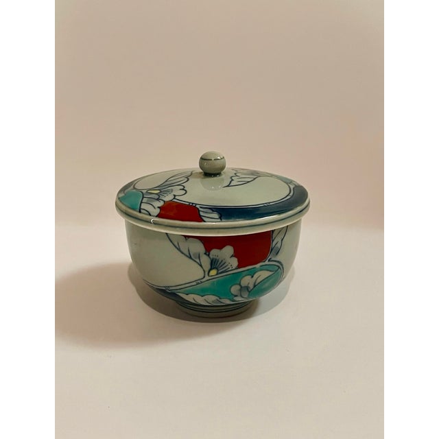 Mid 20th Century Japanese Floral Covered Trinket Dish For Sale - Image 4 of 9